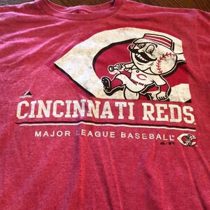 Cincinnati Reds Baseball Tee Shirt